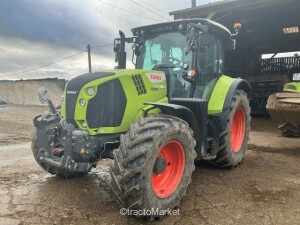 ARION 610 - STAGE V CONCEPT Straddle tractors