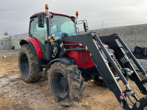 TRACTEUR MCCORMICK X5.100 Accueil