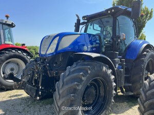 TRACTEUR NH T7.215 S Seedbed preparation combine