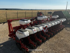 SEMOIR KOSMA R Tractors